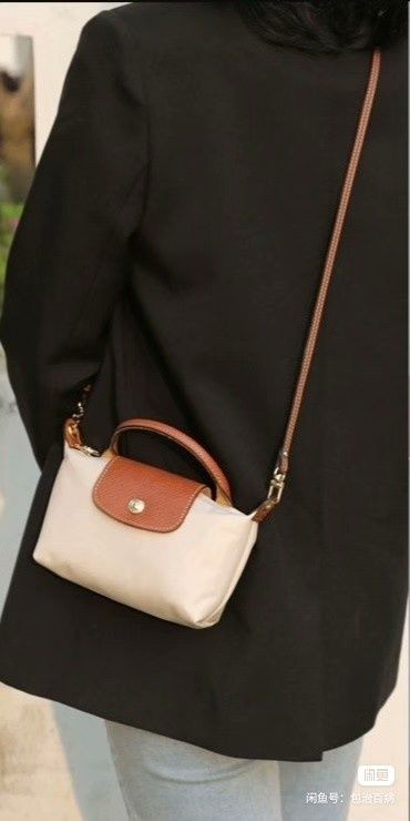 Сумочка Longchamp mini.