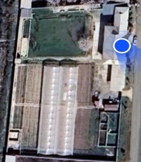 Ховлу участка сотилади