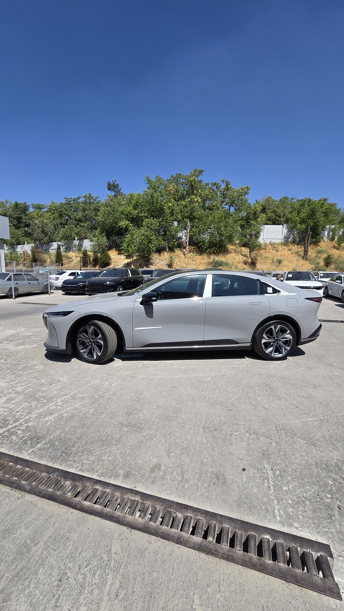 Mazda EZ-6 1.5 Extended Range 200 Smart Elegant  perechislenya kridi.