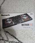 Controller DJ Numark Mixtrack Pro 3