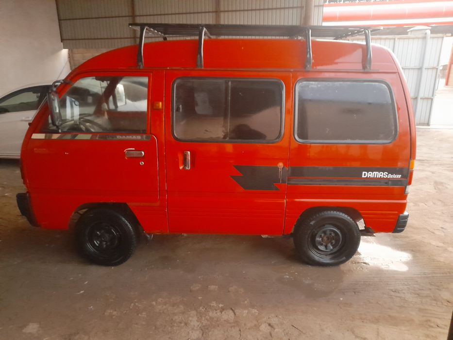 Damas qarab yurganlarga barakali mashina