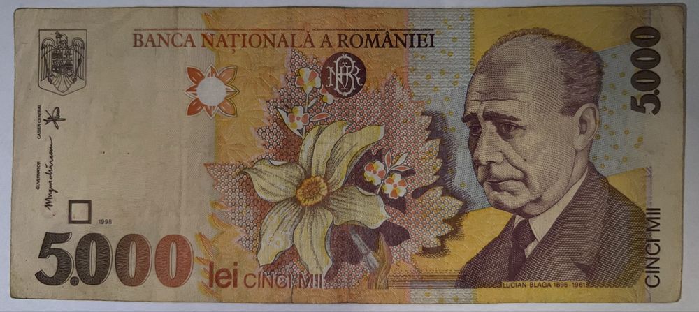 Vand un lot format din mai multe bancnote vechi romanesti