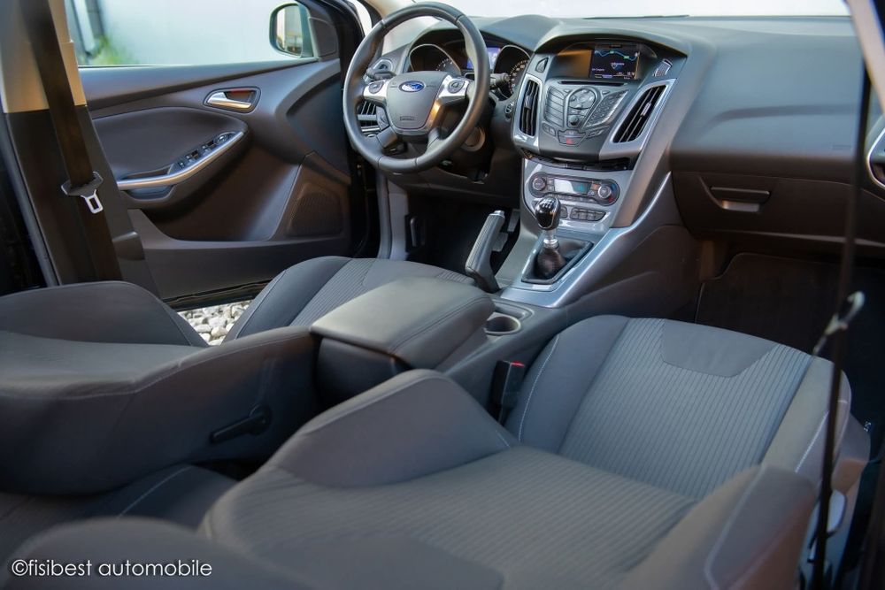 Ford Focus EcoBoost 2013 Titanium Plus,  super pret!
