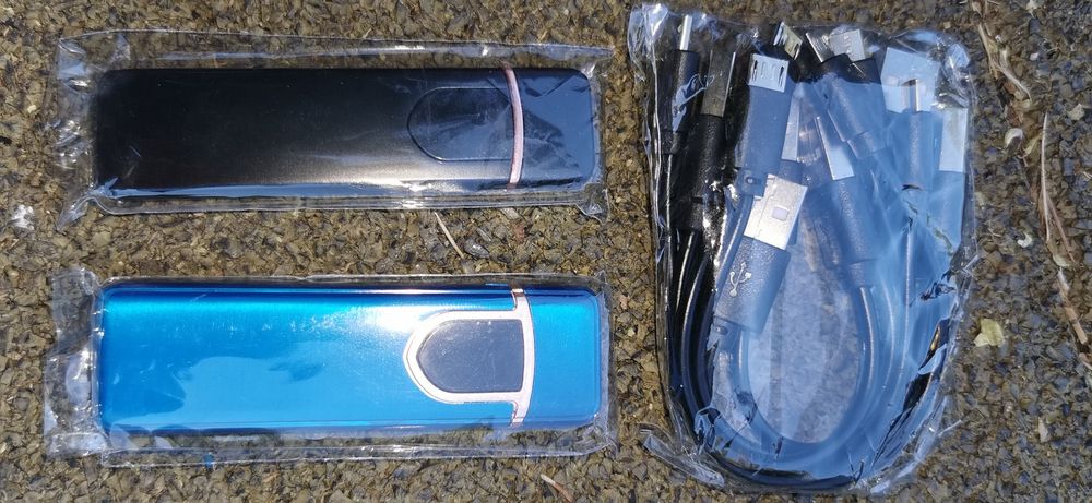 USB  зареждаща запалка ветроустойчива без газ синя или черна