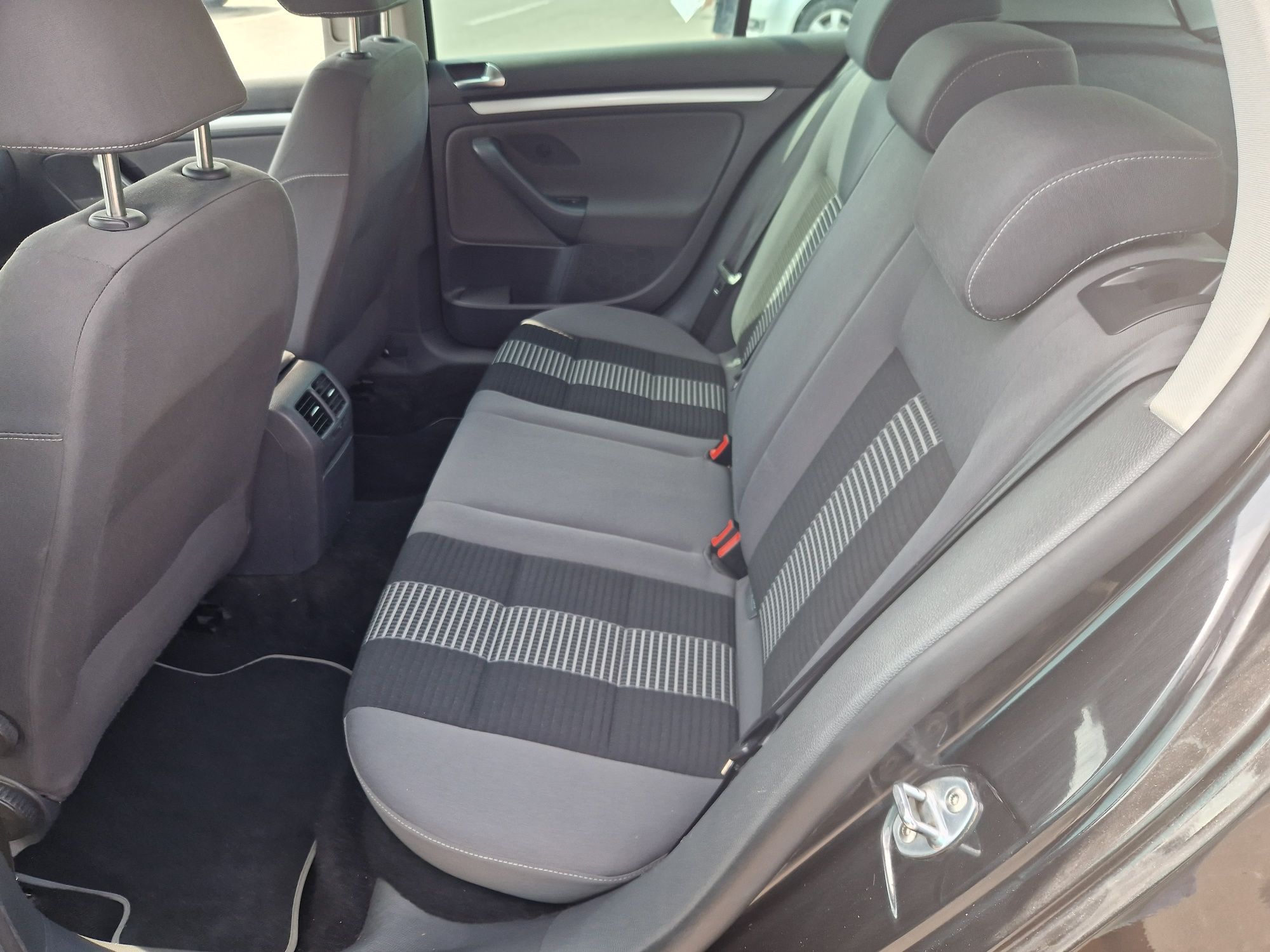 Volkswagen golf United 2009.