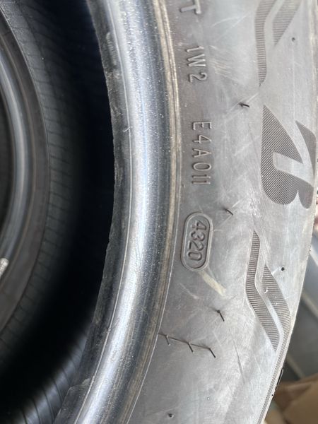 225/60/18 BRIDGESTONE 4бр