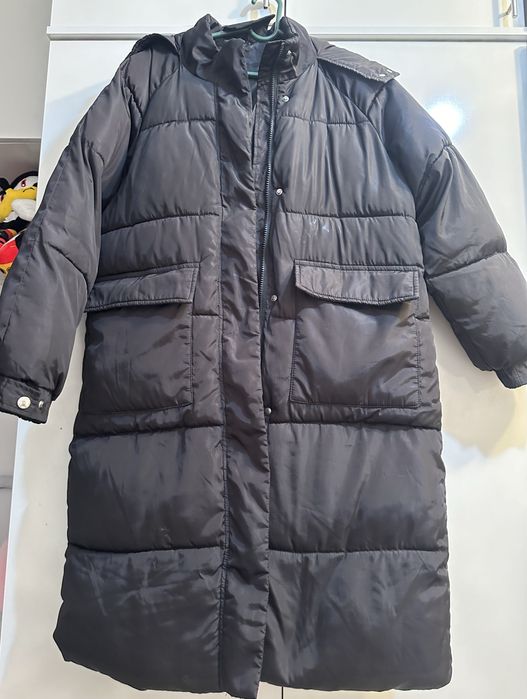 Женский пуховик/размер 44-46-48 oversize/цвет черный/район Абая Правды