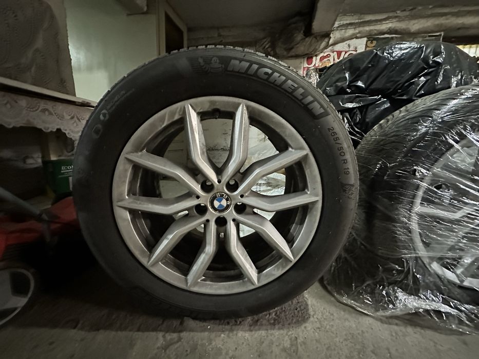 Jante R19 BMW x5 G05 265/50 r19 cu anvelope foarte bune Michelin