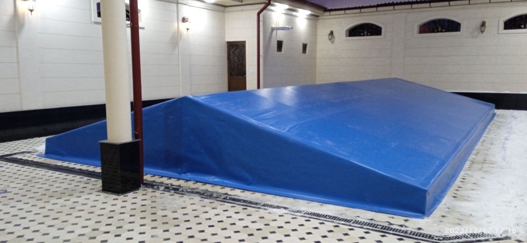 Basseyn Naves Banner( Baner) va Konstruktsiya