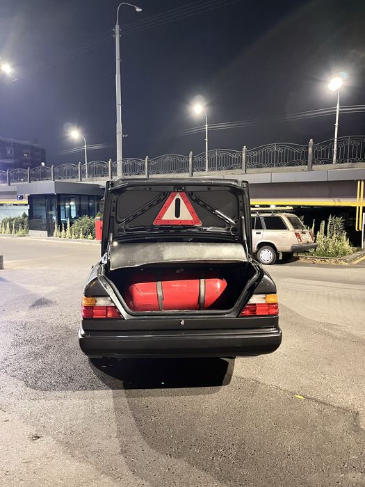 mercedes ebnz w 124