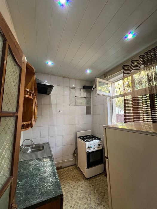 Срочно продается квартира Ялангоч 2/1/5