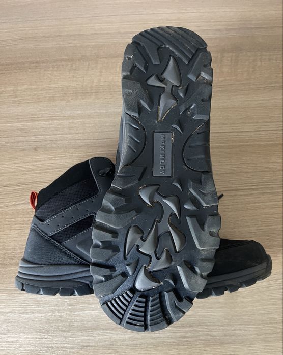 Vând pantofi drumetie McKinley Maine II Mid Aquabase