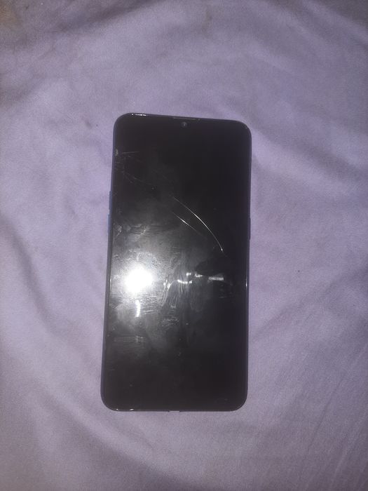 Oppo в хорошем состоянии