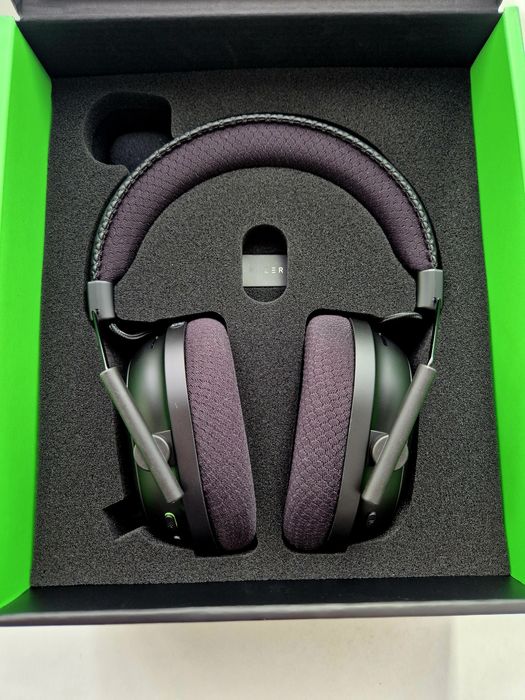 Безжични геймърски слушалки Razer Blackshark V2 Pro 2023 с гаранция