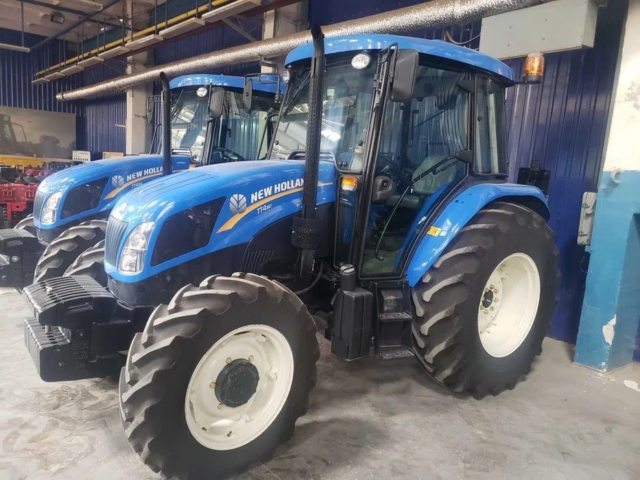 Qishloq xo'jalik texnikalar sotuvi Traktor New Holland TT4.80  
280 00