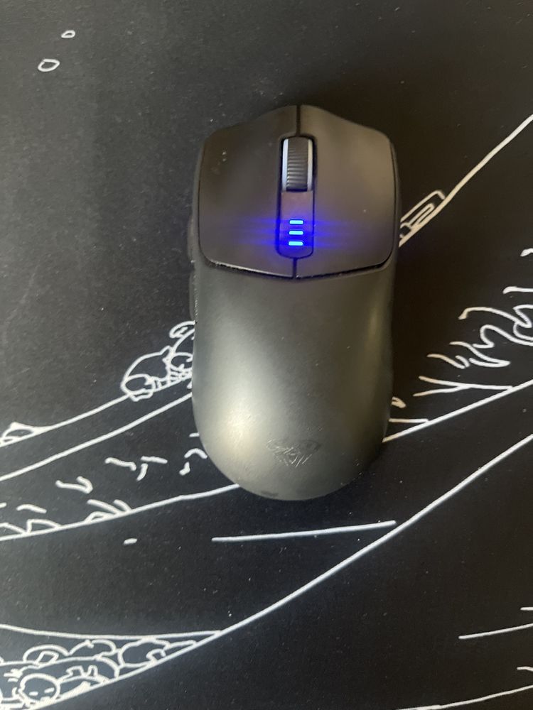 продам мышку aula sc580