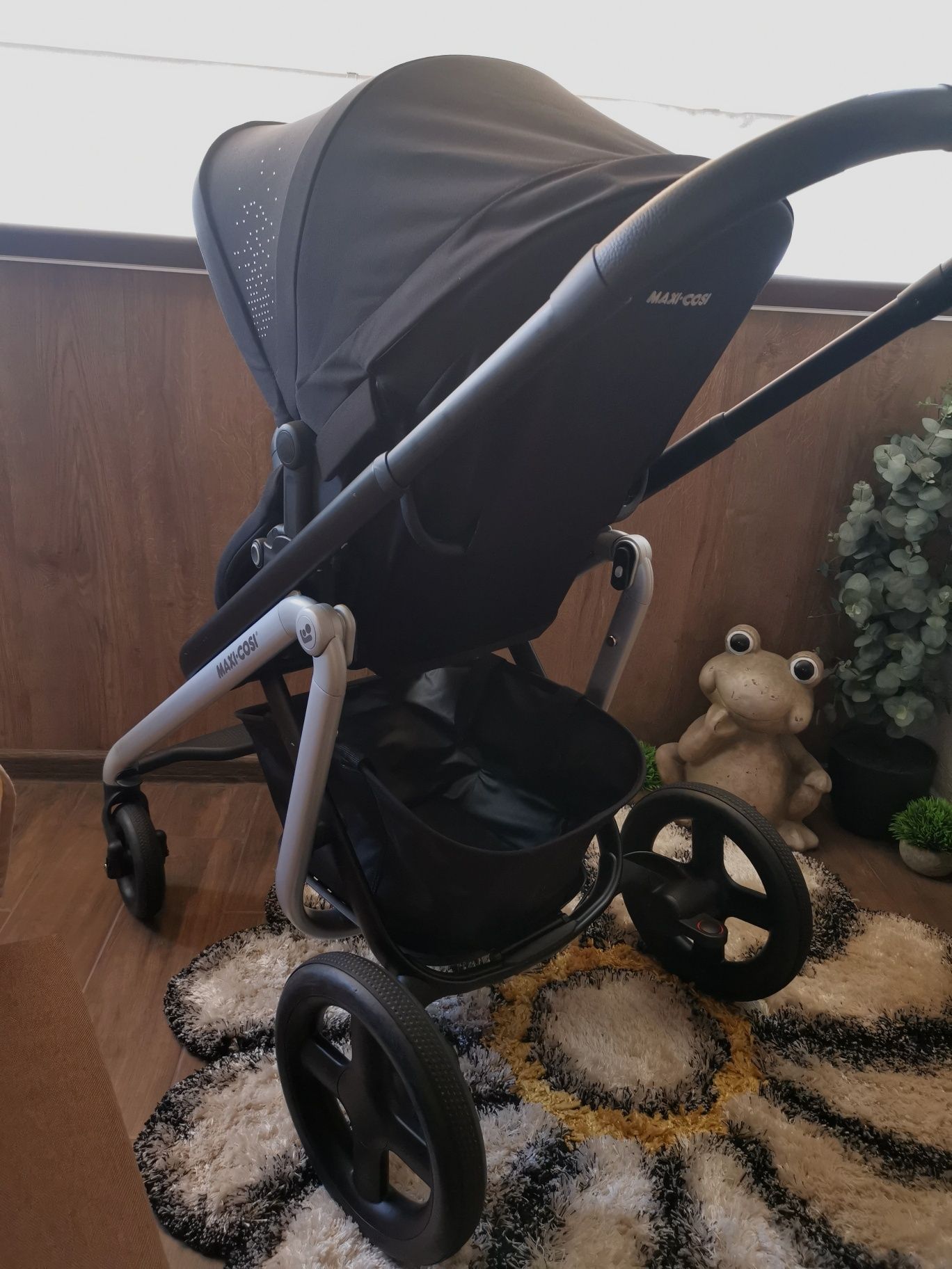 Комбинирана бебешка количка Maxi Cosi Lila Nomad Black