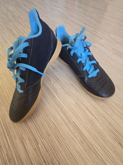 Оригинални маратонки addidas predator 34