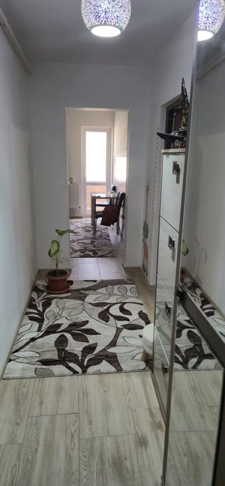 Închiriez apartament 1 Decembrie 1918