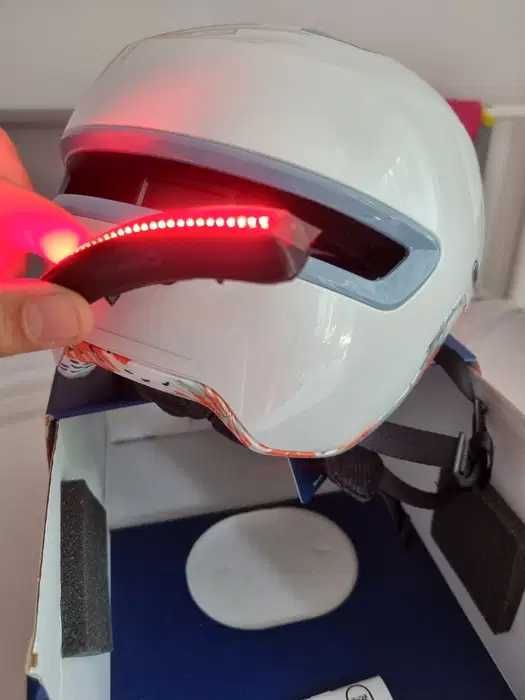 Casca bicicleta noua ABUS Urban HUD-Y nou