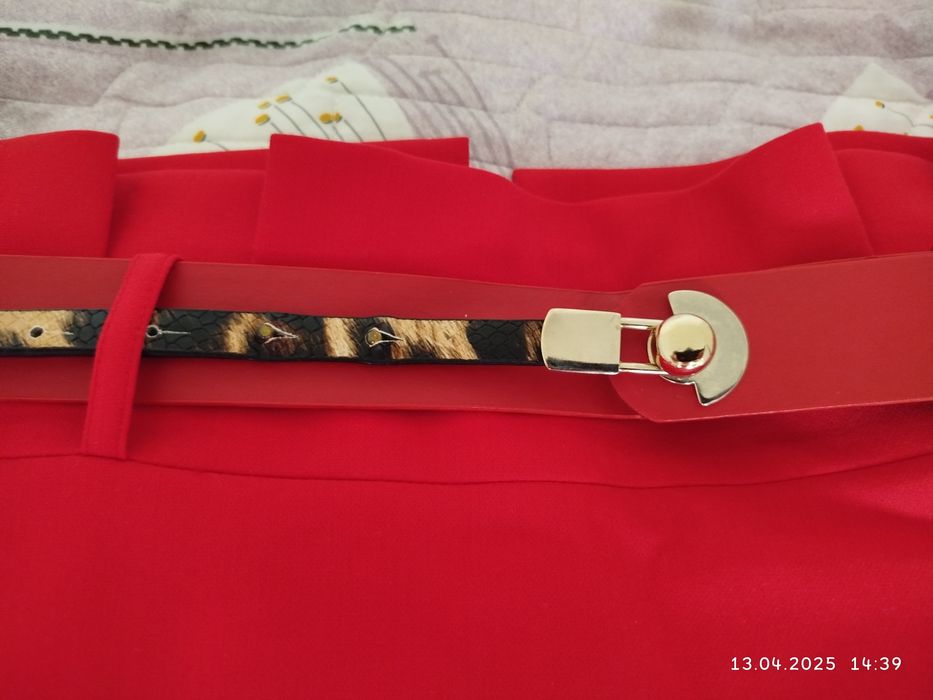 Продам классические юбки карандаш