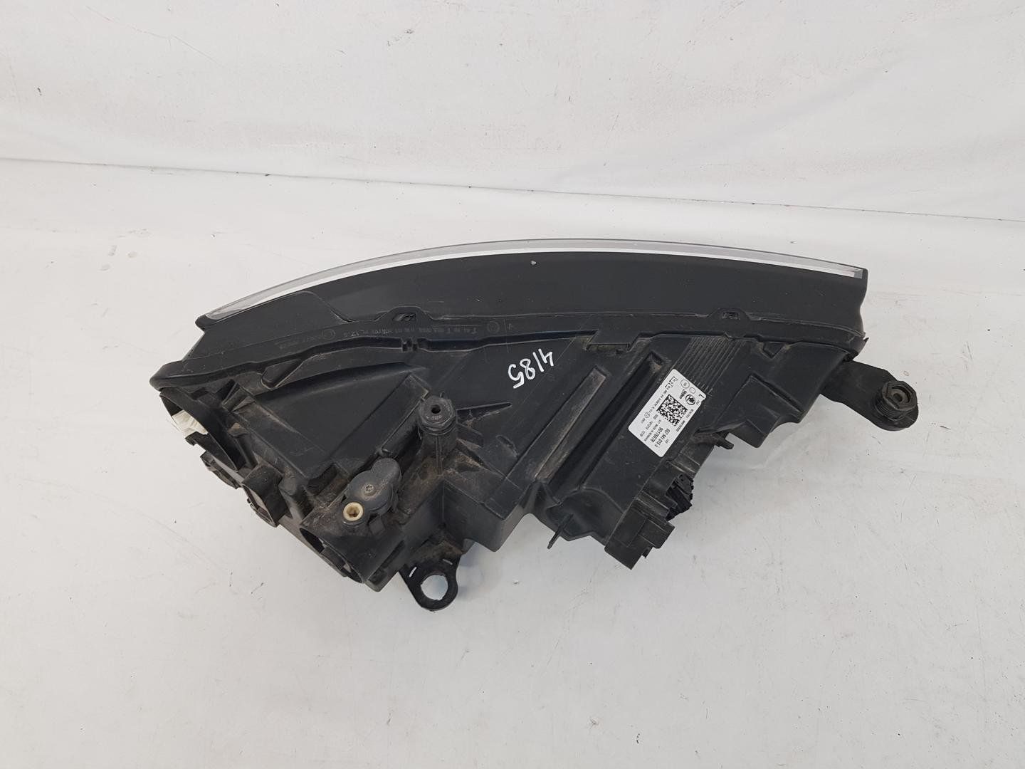 Far stanga full led Skoda Scala dupa 2019
