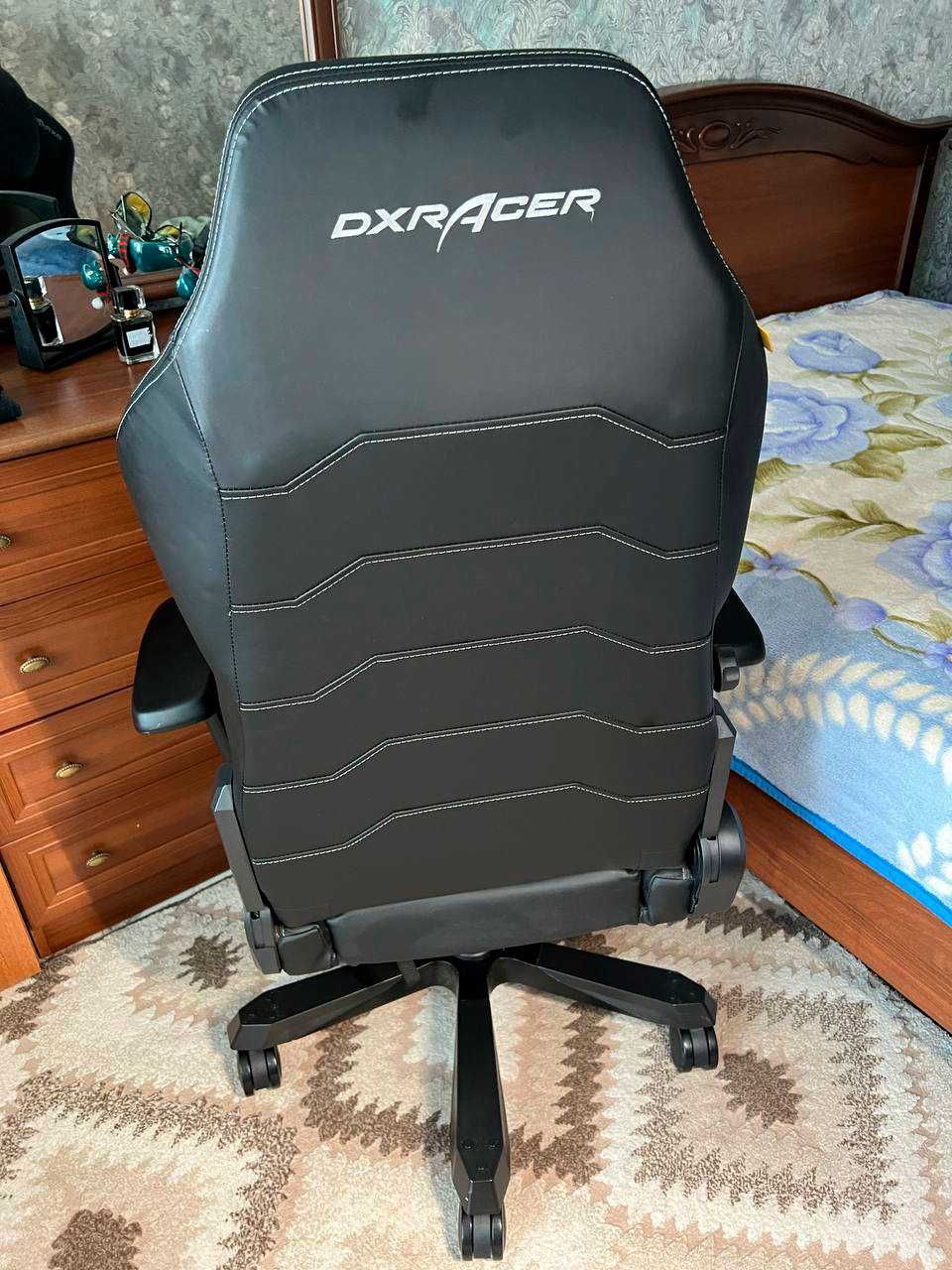 Игровое кресло DXRacer Master MAS2022