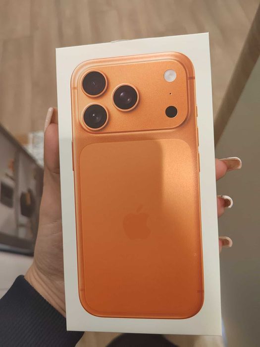 Айфон 17 про 256гб  нов!