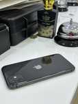 iPhone 11 black