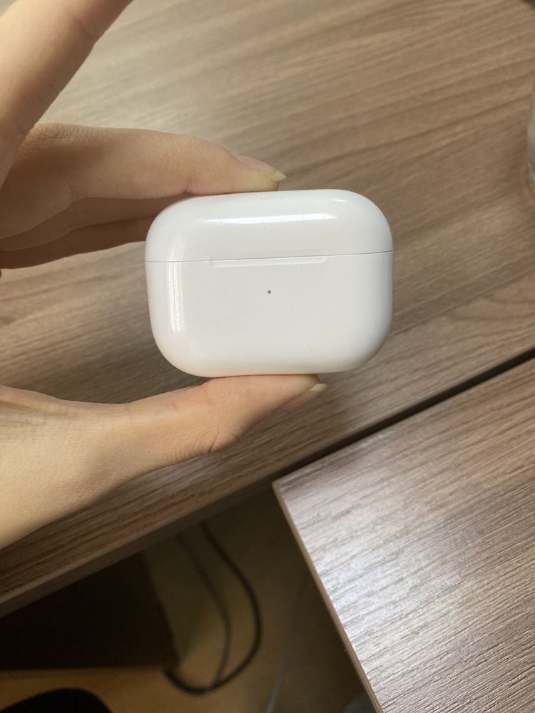 AirPods pro с коробкой хорошего качества