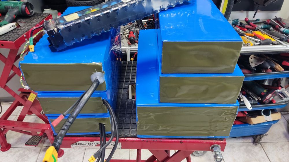 Изработване на батерии за ел. велосипеди, тротинетки, инструменти .