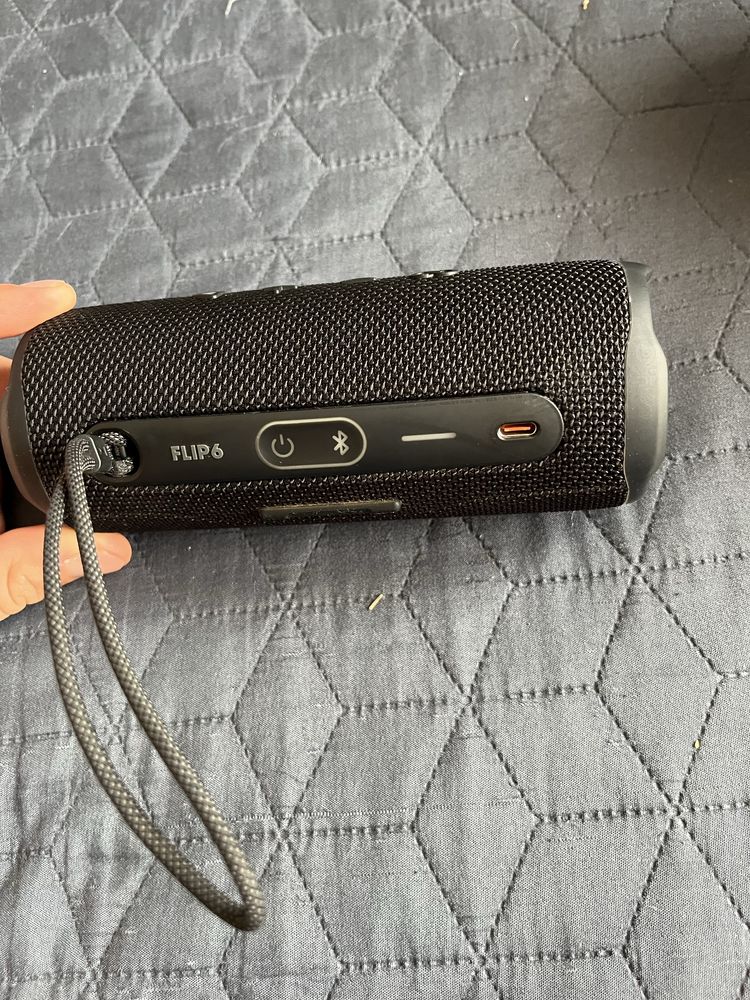 Jbl flip 6 чисто нова с гаранция