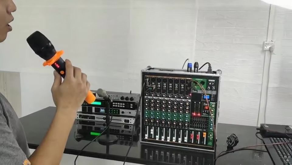 Настройка звука,настройка караоке,обновление караоке