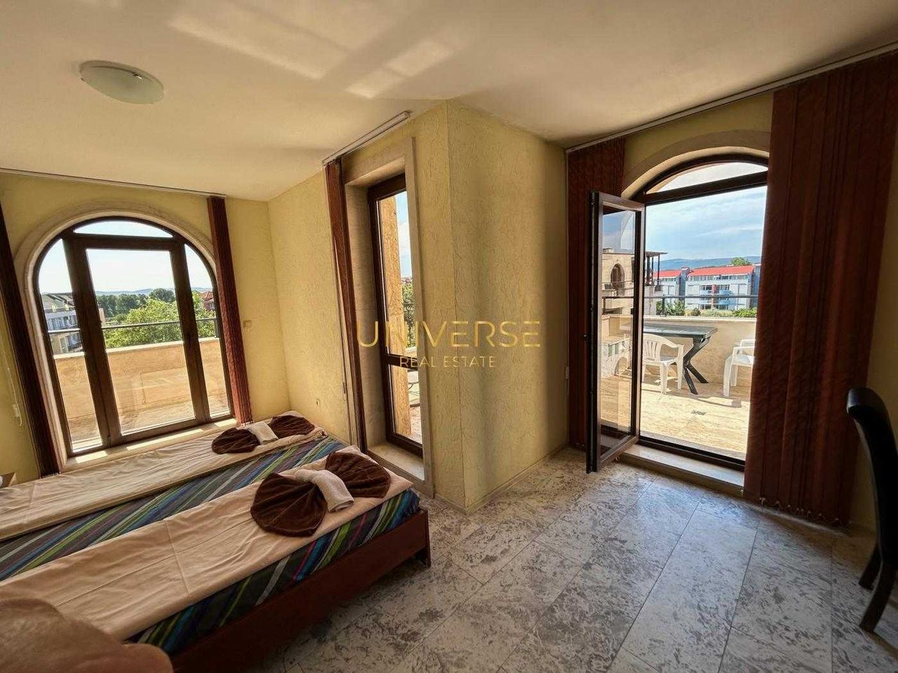 Продава се Двустаен апартамент в к.к. Слънчев бряг - 81 кв.м за 963 €/кв.м - Снимка #3