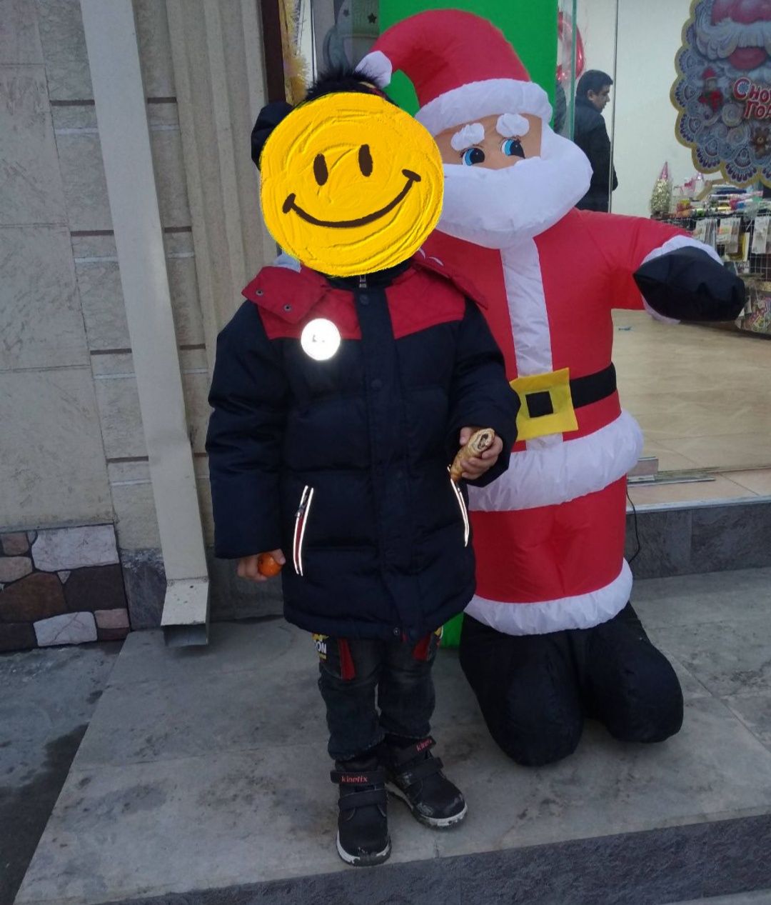 Kurtka detskiy malcikoviy