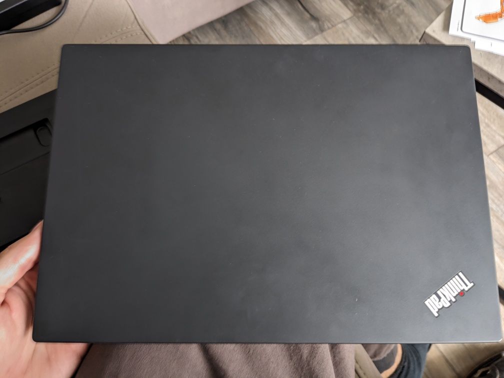 Lenovo ThinkPad T490 + Докинг станция 40AJ