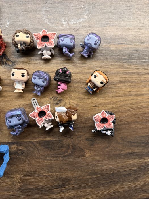 Stranger Things x Kinder Joy цялата колекция