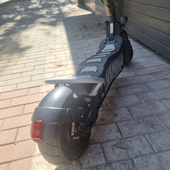 Amanet F28: Trotineta electrica Ducati Scrambler Cross-E