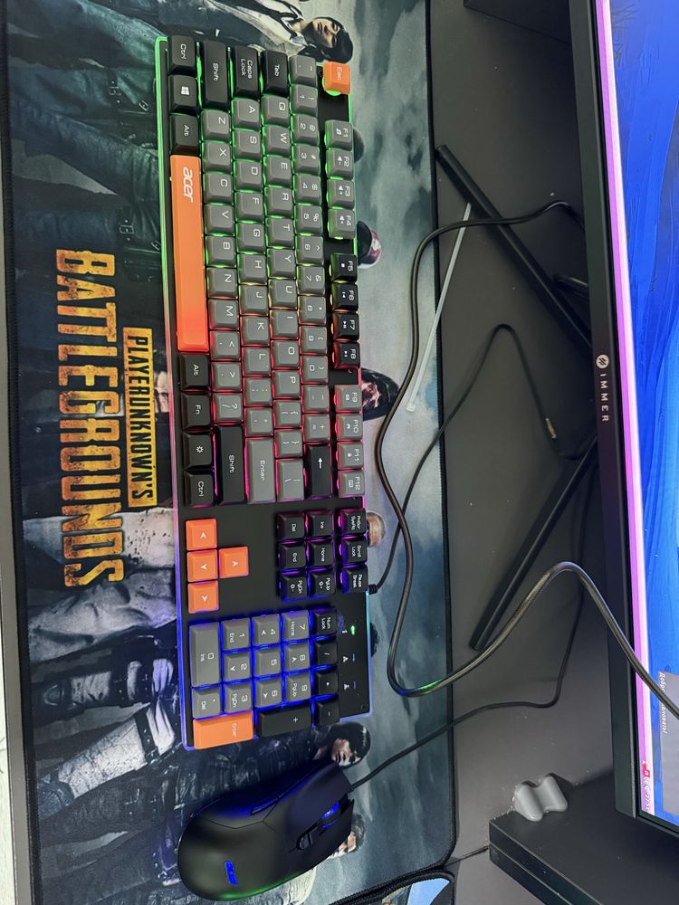 Gaming Kompyuter Game club kimga qiziq bo’lsa marxamat