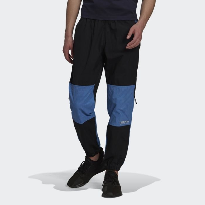Vand pantaloni Adidas Adventure Joggers din fas