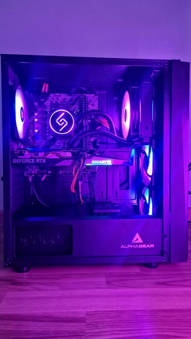 Vand PC Gaming i5 10400F | RTX 3050 8gb | 32gb DDR4 | 1TB SSD | NOU