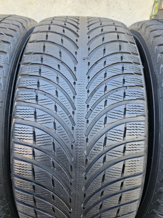 Vând patru anvelope de iarna michelin 255 45 20 dot 2422