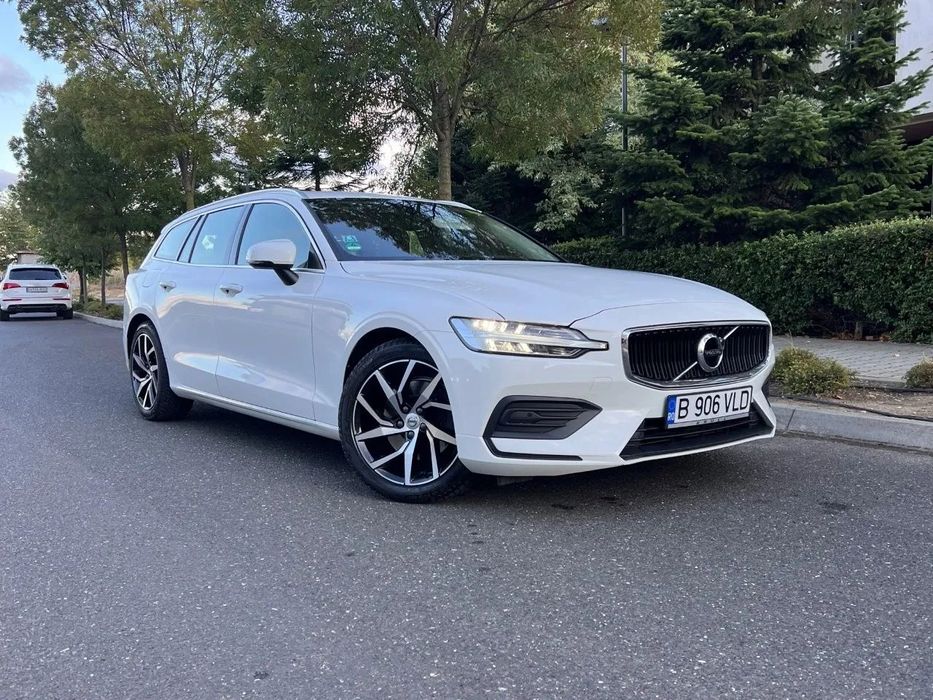 Volvo V60 Proprietar vand Volvo V60 am2020 2.0Benzina//190CP 19.400Euro + TVA