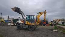 Vand/inchiriez buldoexcavator Haulotte Mjx970 2006