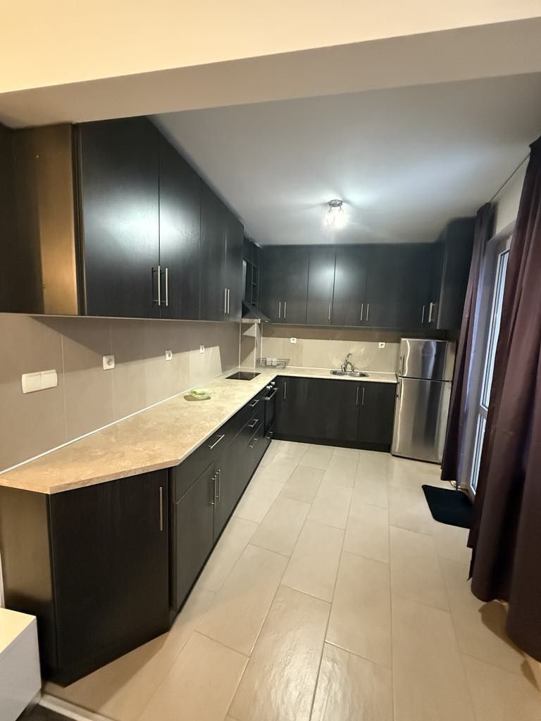 Дава се под наем Тристаен апартамент в Габрово, Център - 100 кв.м за 408 € - Снимка #7