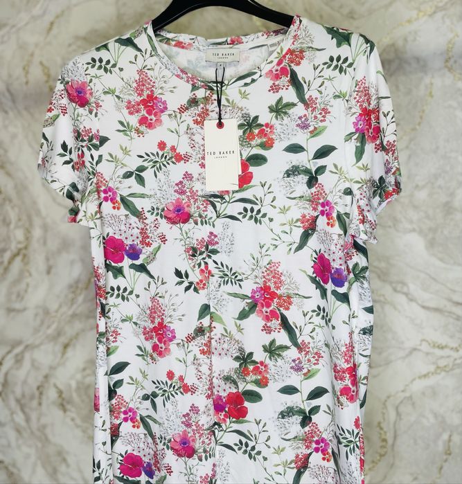 Ted Baker  tricou
