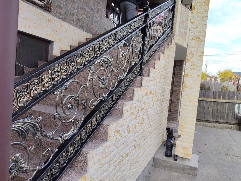 Balustrada din tablă decupată