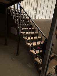 Антресольный этаж, лестница перила, металлоконструкции