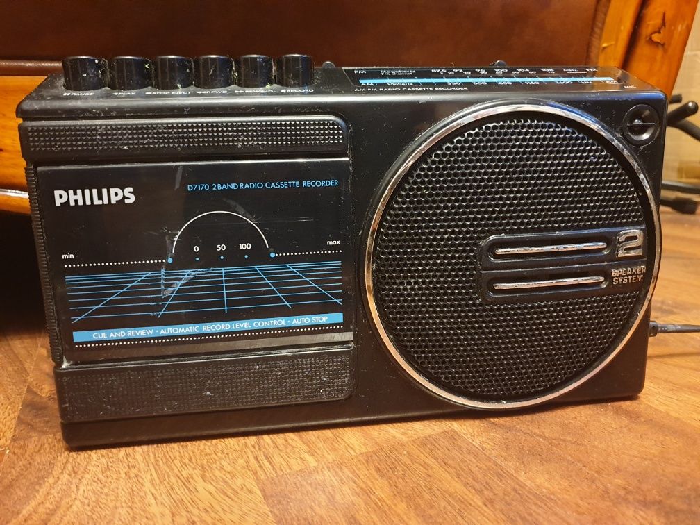 Radio casetofon  vintage portabil Philips D7170