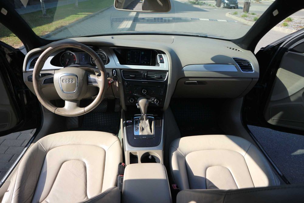 Audi A4 B8 - 1.8 TFSI 160cp - Multitronic 8+1 - Bi-Xenon - CarPlay